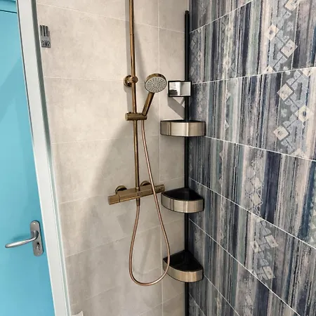 Vendégház L'art Des Cles - De Luxe Avec Piscine, Escapade A Deux 3*